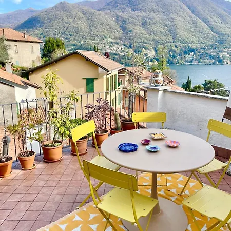 Casa Curiè Moltrasio