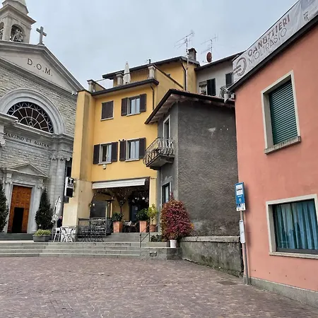 بيت للعطل Casa Curie مولترازْيو